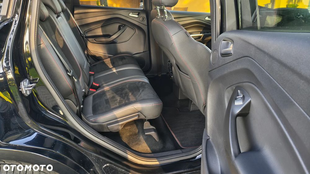 Ford Kuga 2.0 TDCi AWD ST-Line - 15