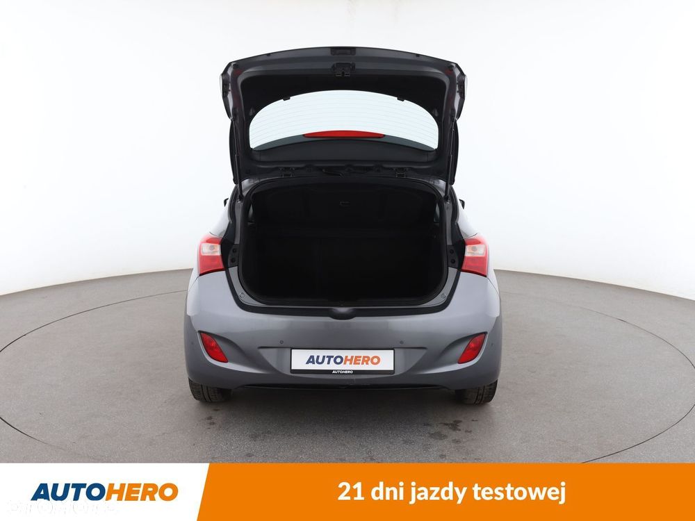 Hyundai i30 1.4 Classic + - 16