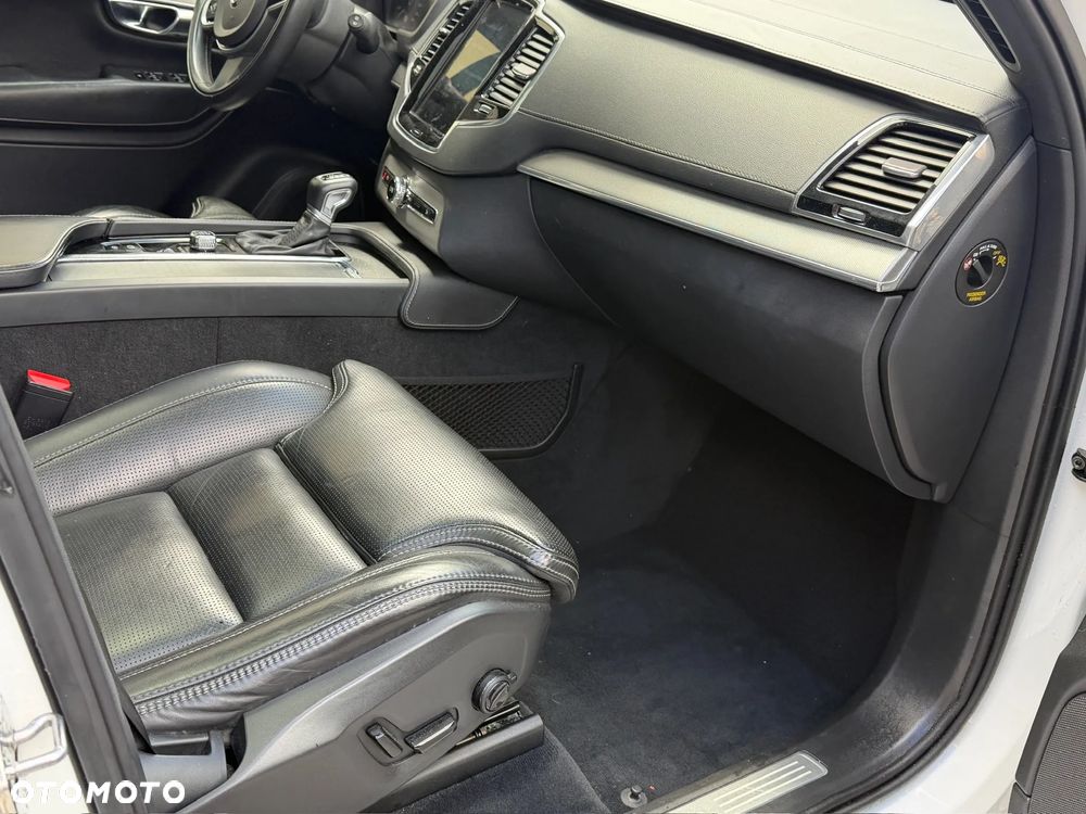 Volvo XC 90 T6 AWD Inscription 7os - 18