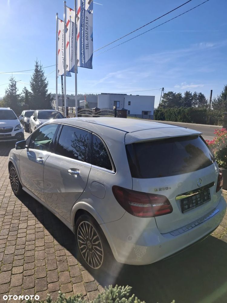 Mercedes-Benz Klasa B (Electric Drive) 250 e - 4