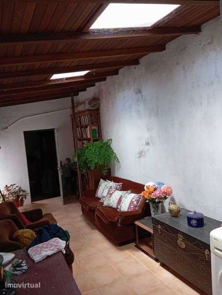 Vende-se Moradia - Grande imagem: 5/12