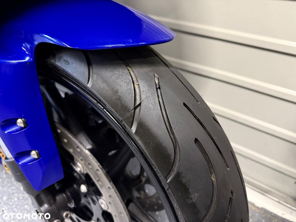 Yamaha R6 - 5