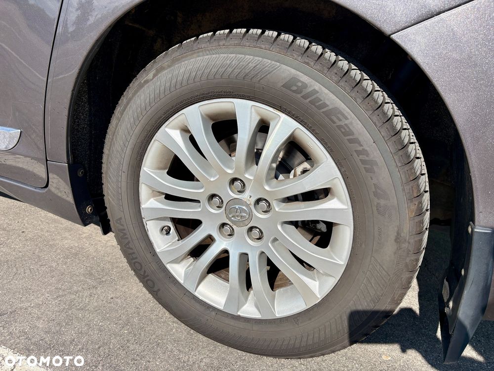 Toyota Sienna 3.5 V6 - 17