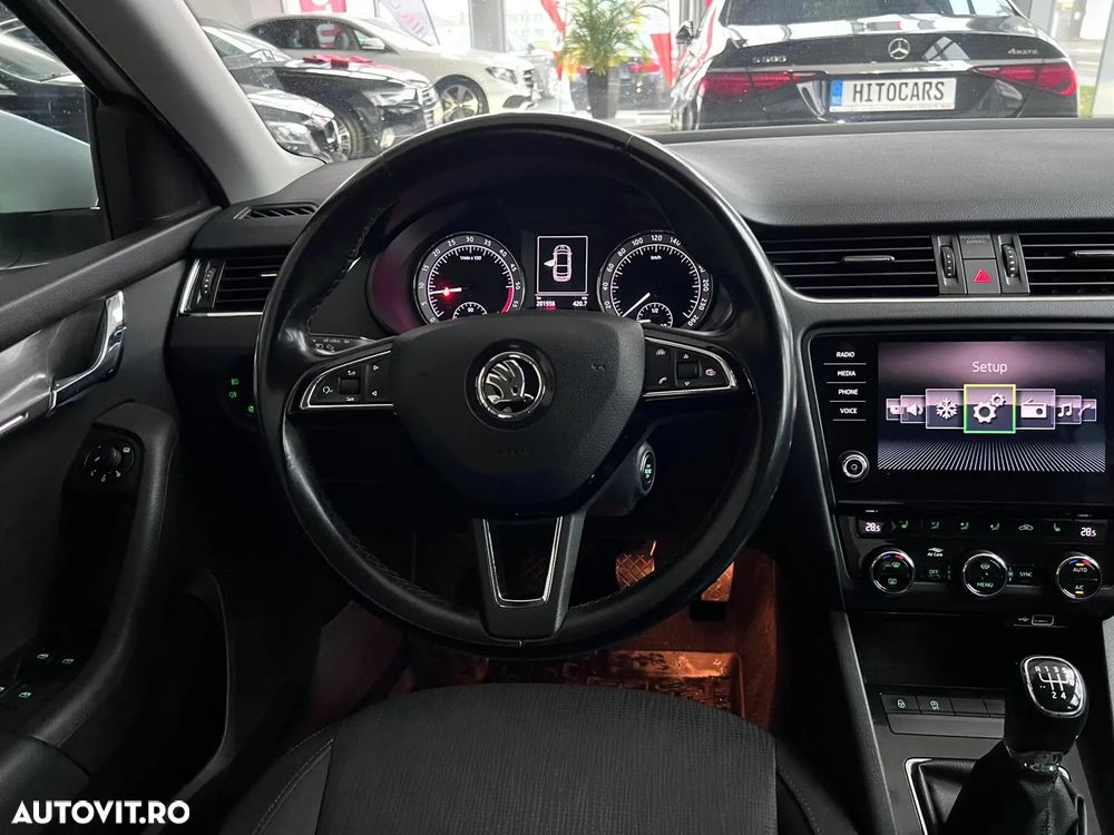 Skoda Octavia - 8