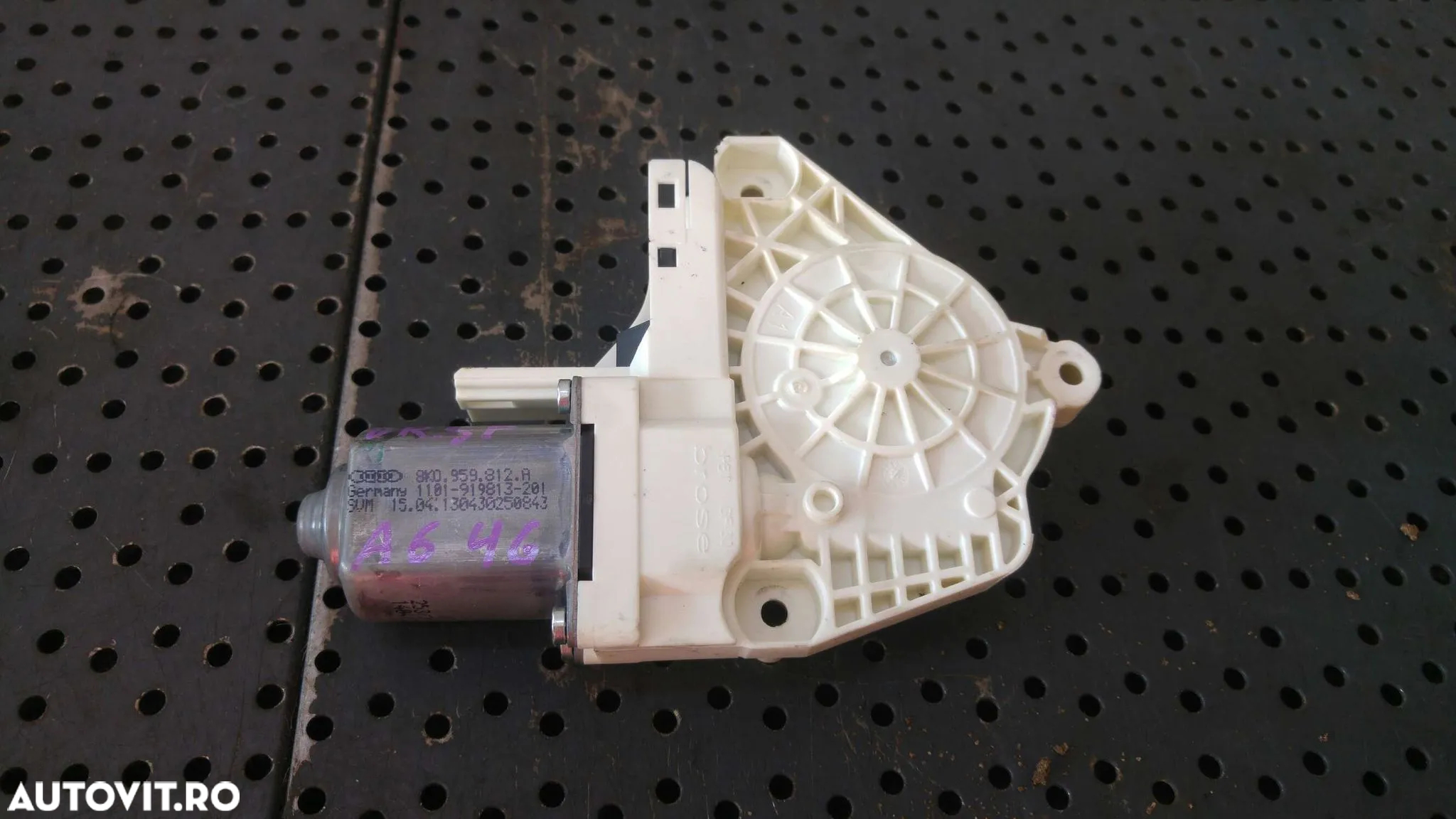 Motoras macara dreapta spate audi a6 c7 4g 8k0959812a - 2