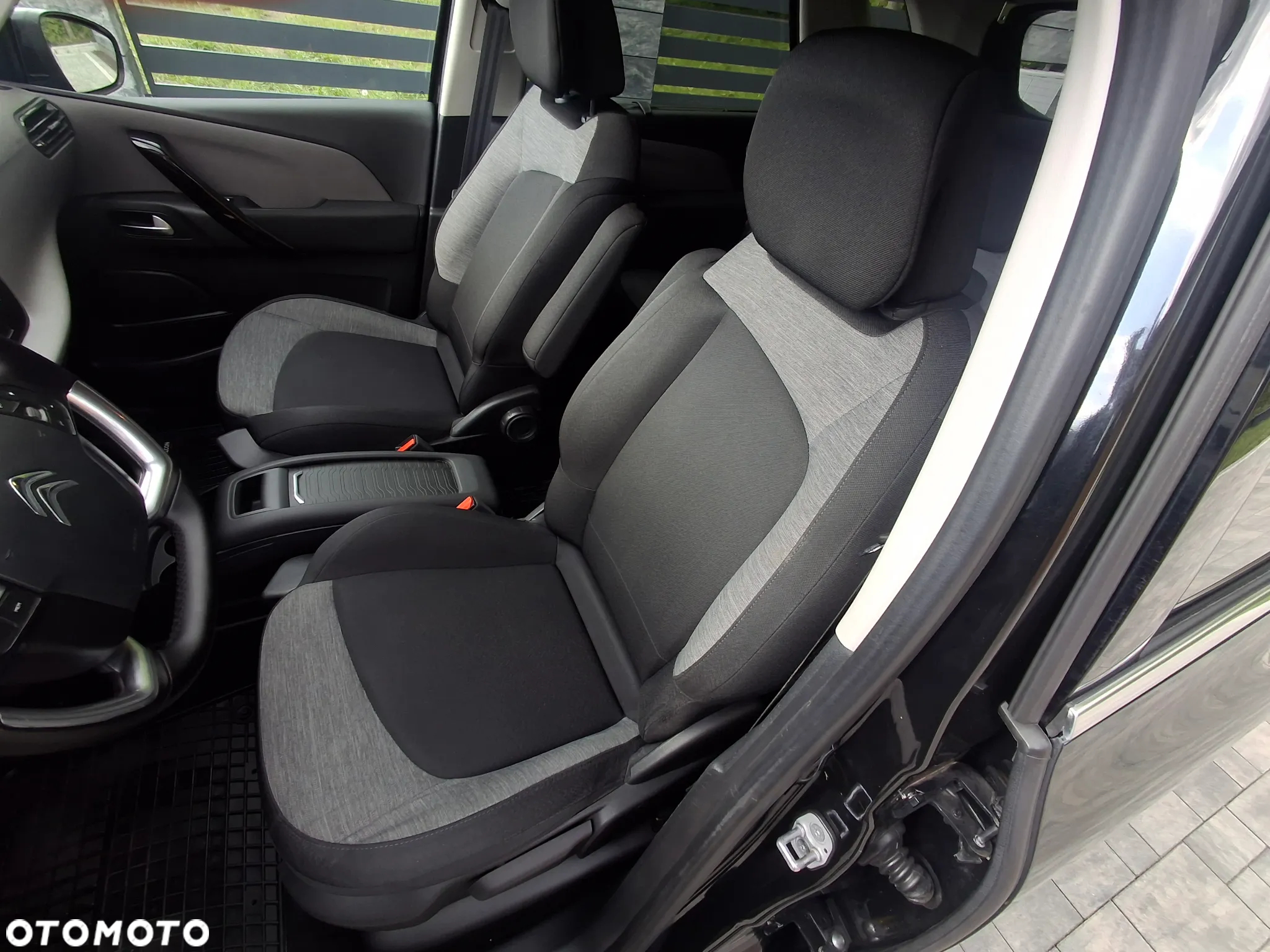 Citroën C4 Picasso BlueHDi 150 EAT6 Business Class - 12