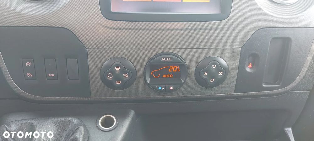 Renault Master - 22