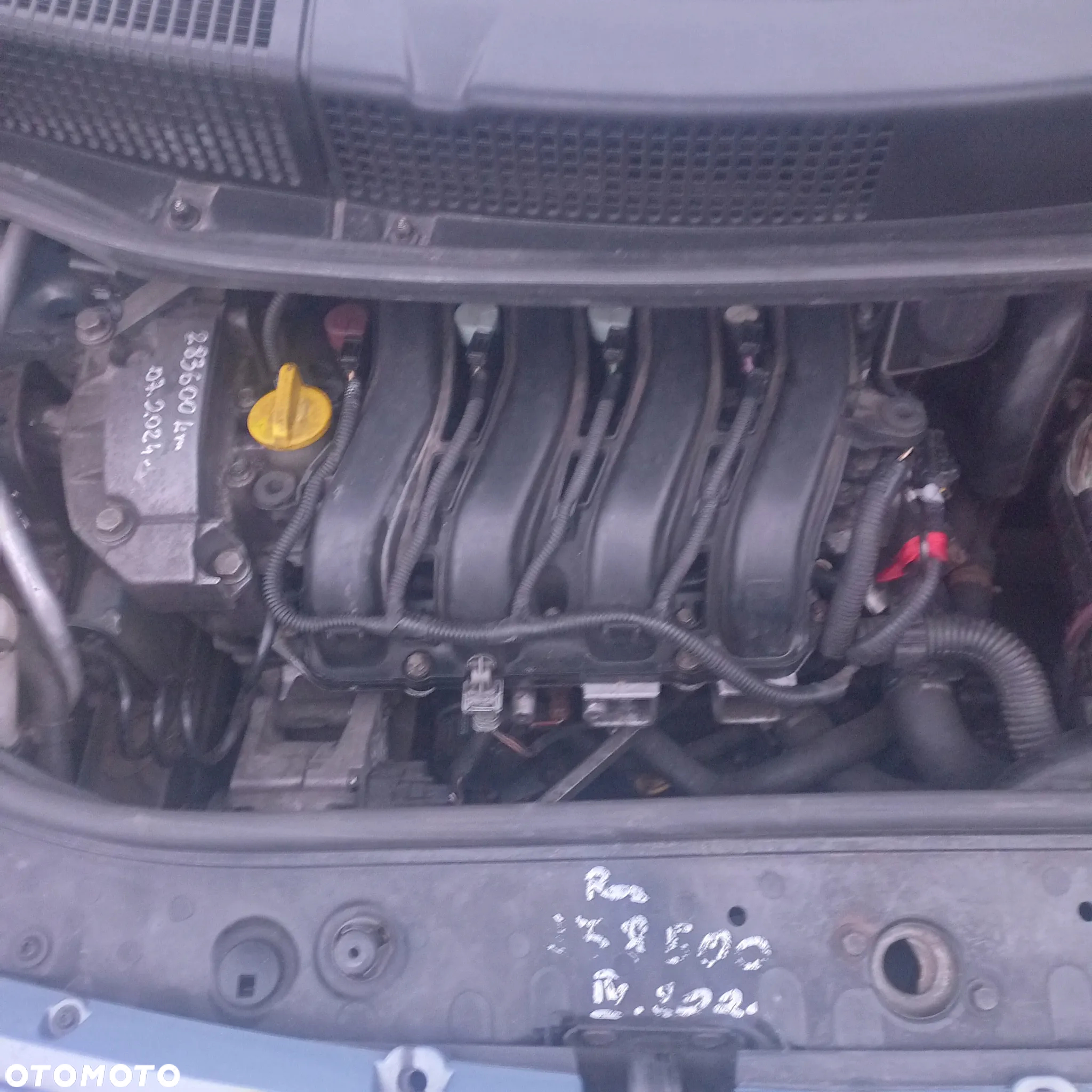 Renault Scenic 1.6 Confort Expression - 4