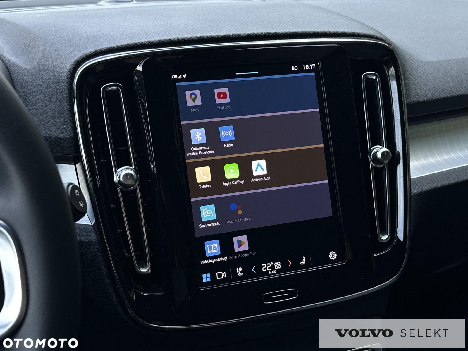 Volvo XC 40 - 25