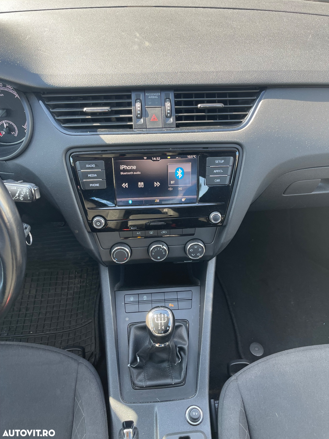 Skoda Octavia - 8