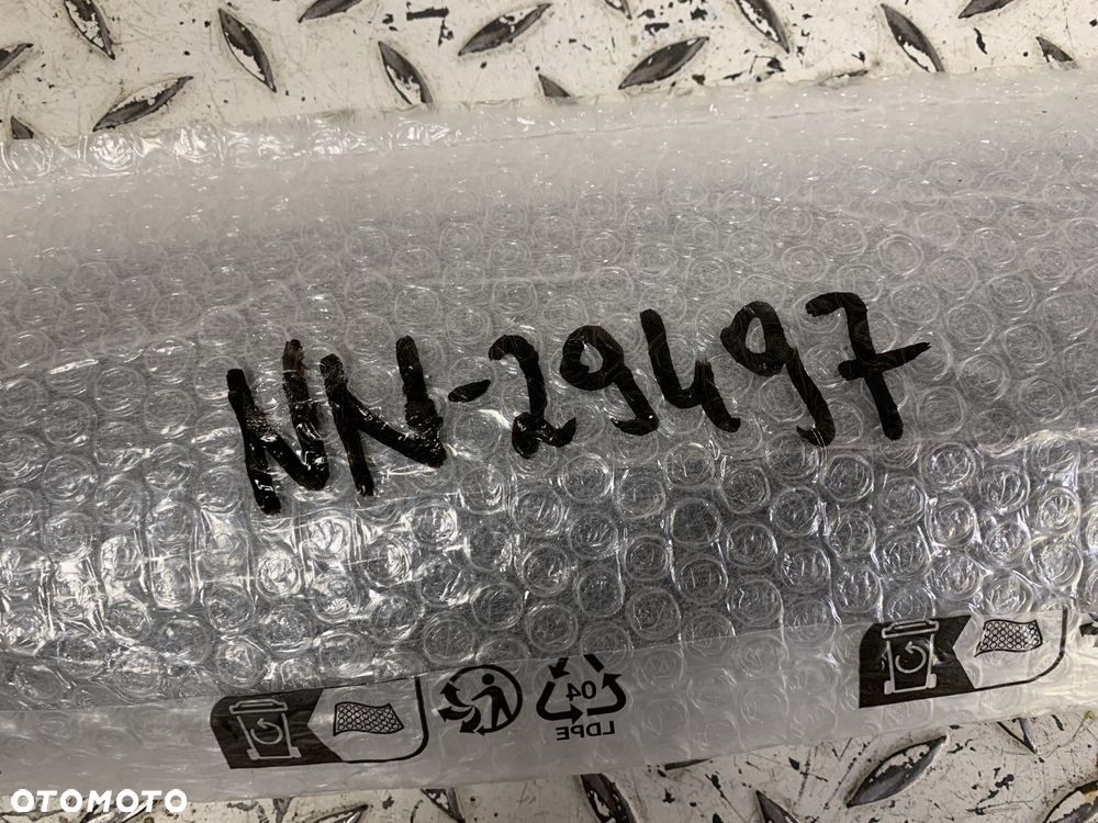 NOWA ORYGINALN LISTWA DRZWI PRZESUWNYCH PRAWYCH PRAWA TRAVELLER SPACETOURER  PROACE 9808748977 16-25 - 8