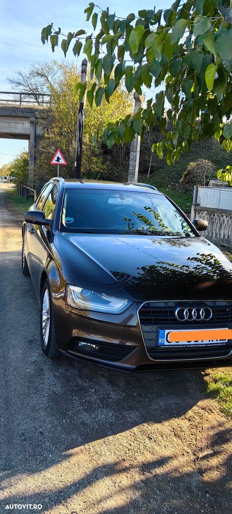 Audi A4 2.0 TDI DPF multitronic Ambiente - 5