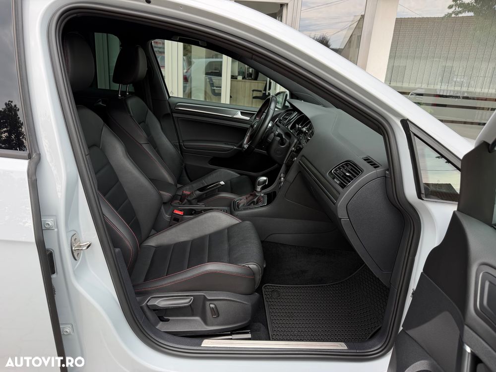 Volkswagen Golf 2.0 TSI BMT DSG GTI Performance - 15