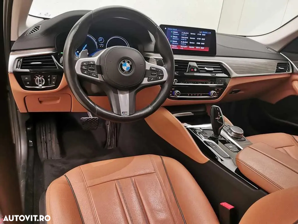 BMW Seria 5 520d AT - 7