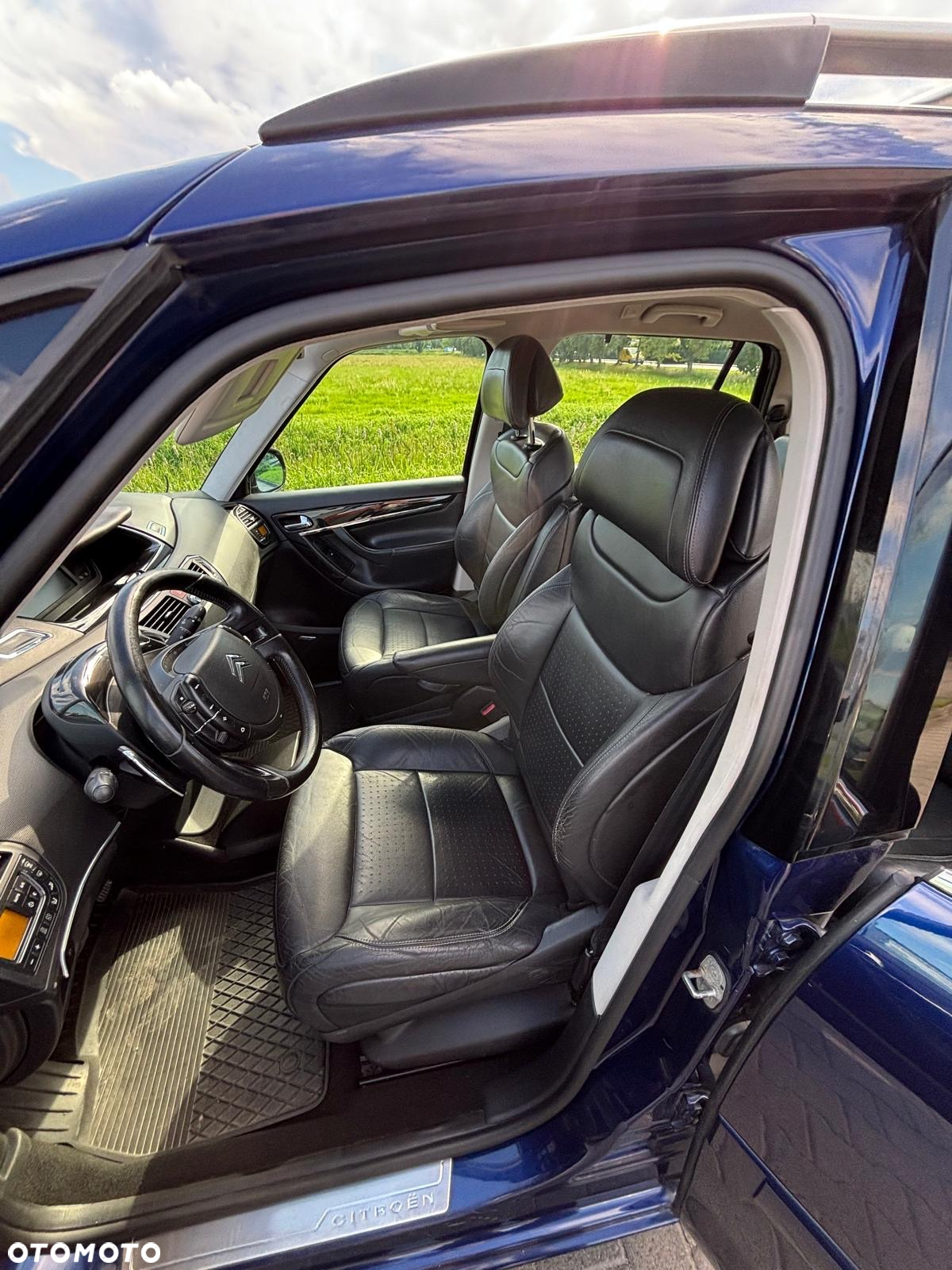 Citroën C4 Grand Picasso 2.0i Exclusive MCP - 3