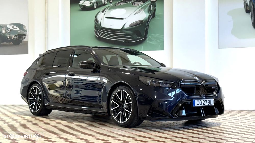 BMW M5 Touring xDrive - 1