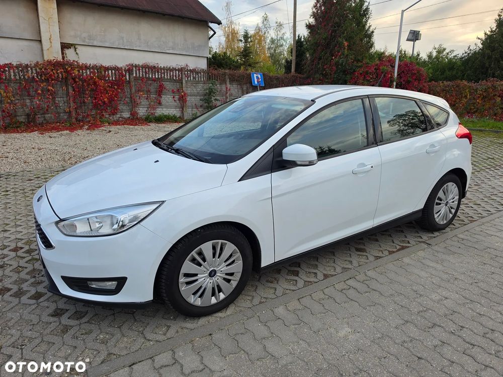 Ford Focus - 1