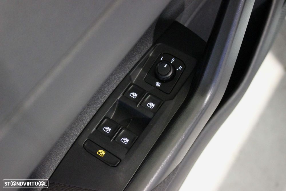 VW Taigo 1.0 TSI Life DSG - 14