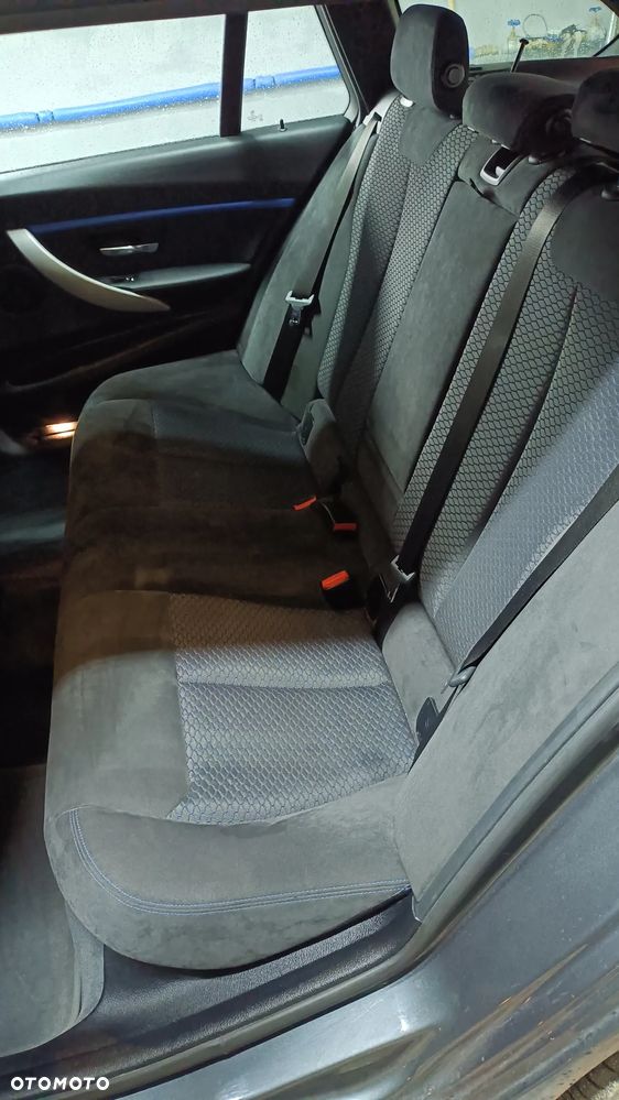 BMW Seria 3 318i - 6