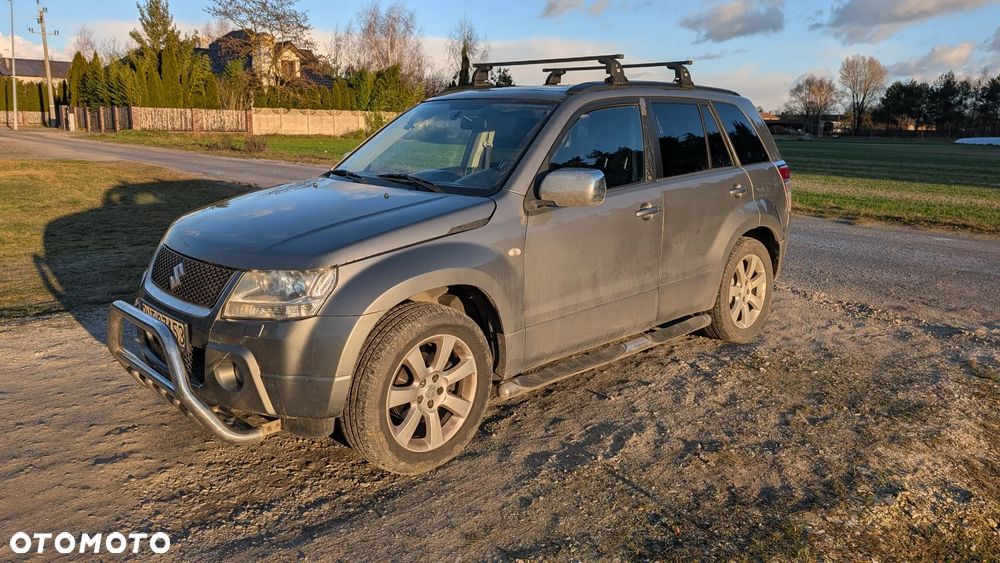 Suzuki Grand Vitara 2.0 De luxe - 3