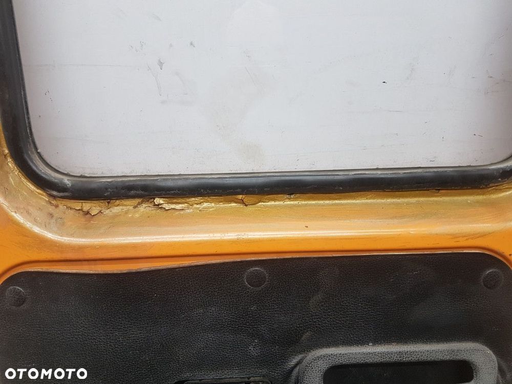 MERCEDES BENZ KACZKA 207 D DRZWI TYŁ PRAWE - 15