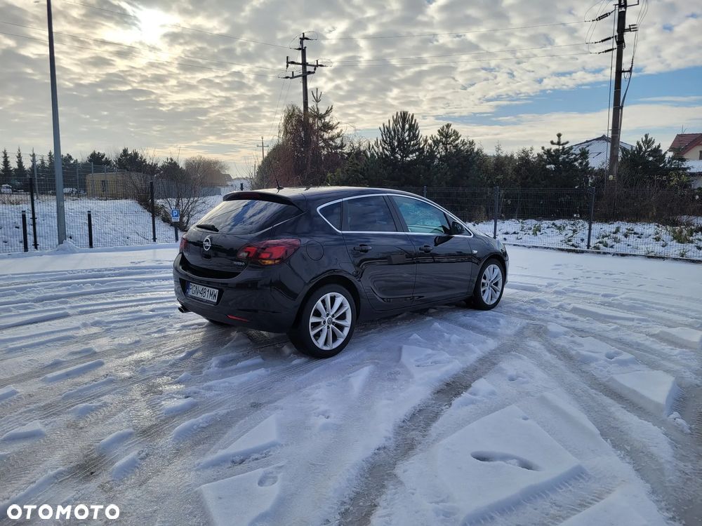 Opel Astra 1.6 Turbo Edition Sport - 4