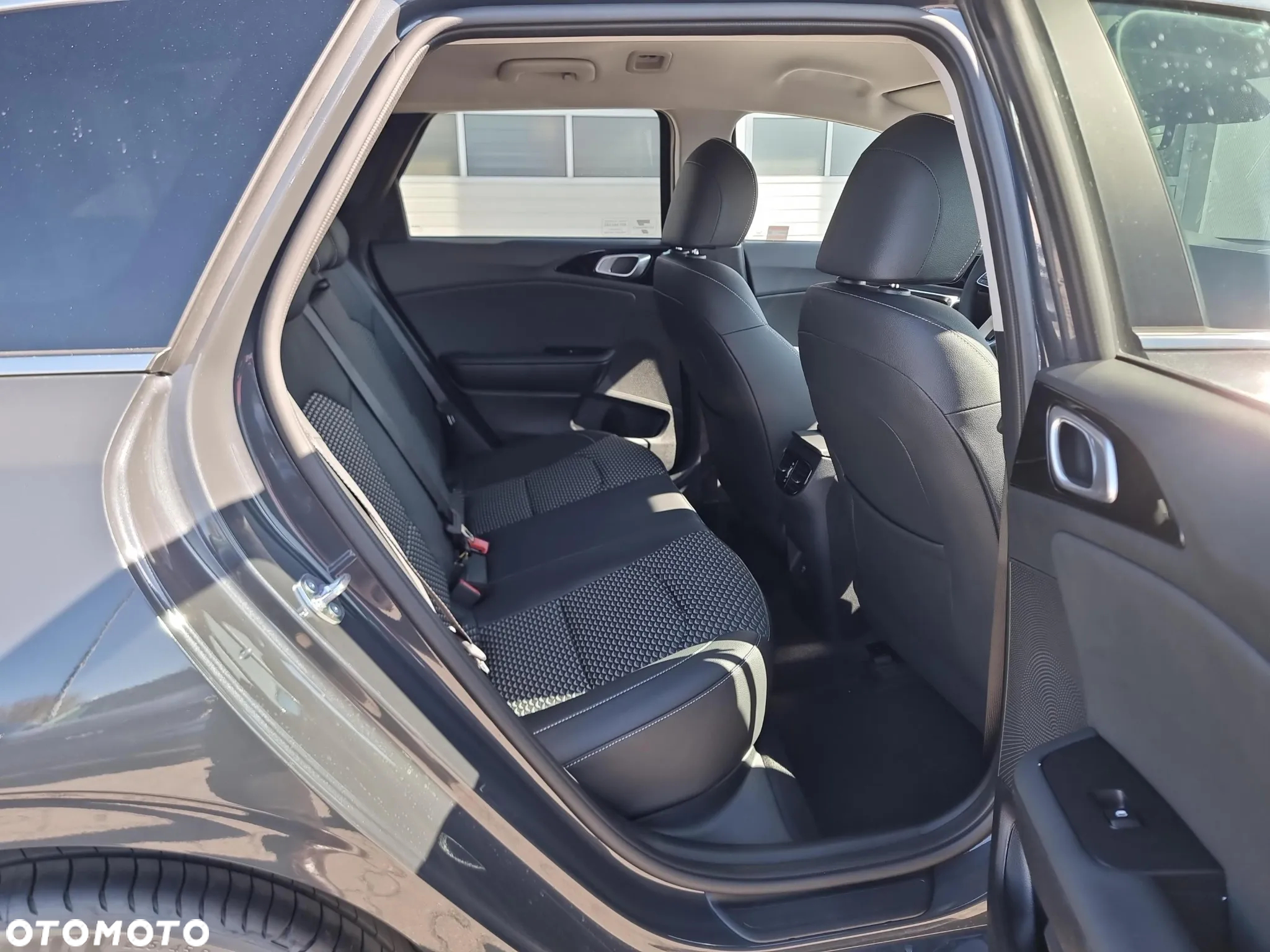 Kia Ceed 1.5 T-GDI Tribute DCT - 12