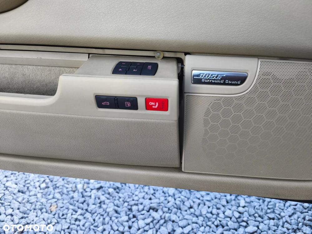 Audi A8 4.2 Quattro - 37