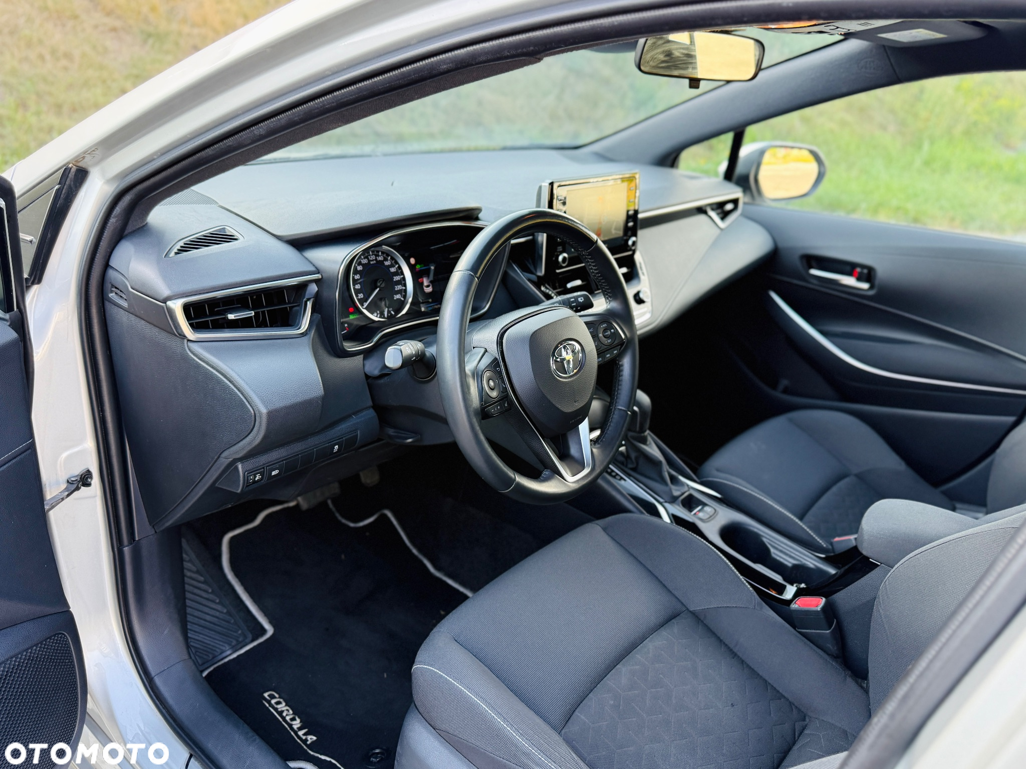 Toyota Corolla 1.8 Hybrid Active - 11