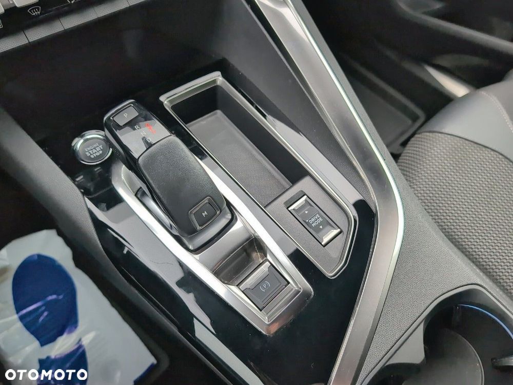 Peugeot 5008 1.6 PureTech GT S&S EAT8 - 16