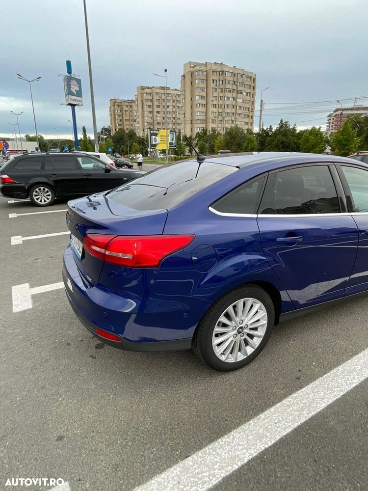 Ford Focus 1.0 EcoBoost Titanium - 5
