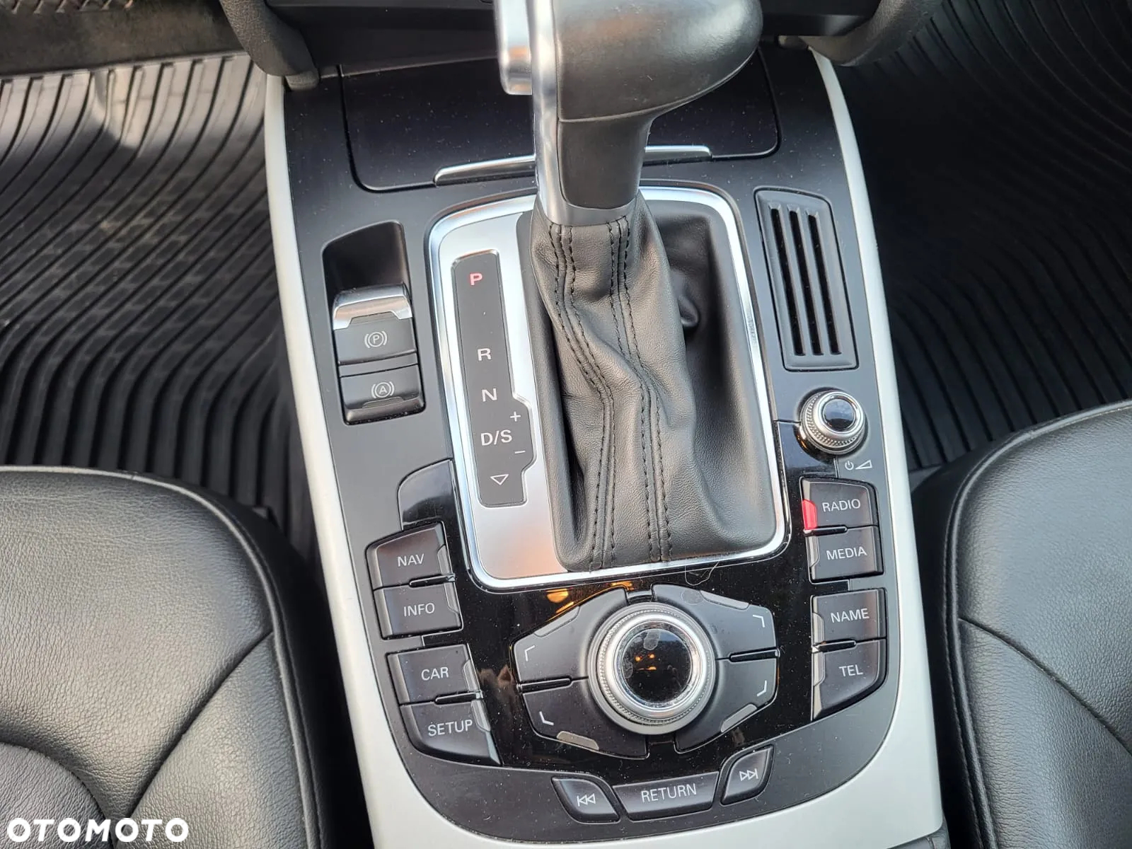 Audi A4 2.0 TDI Multitronic - 34