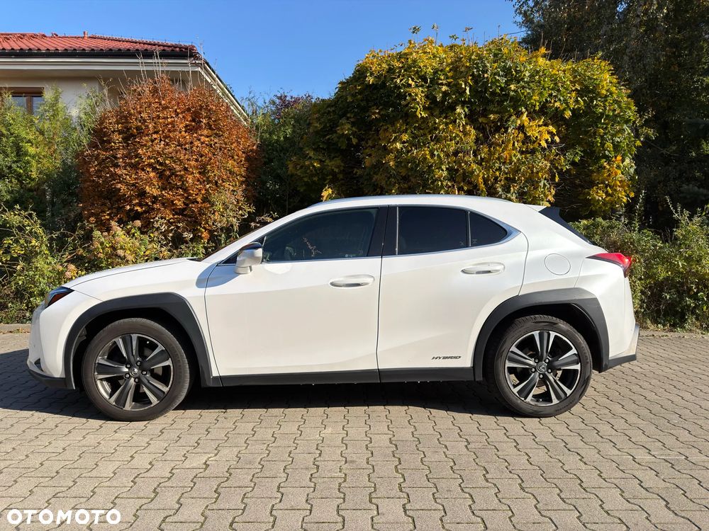 Lexus UX - 13