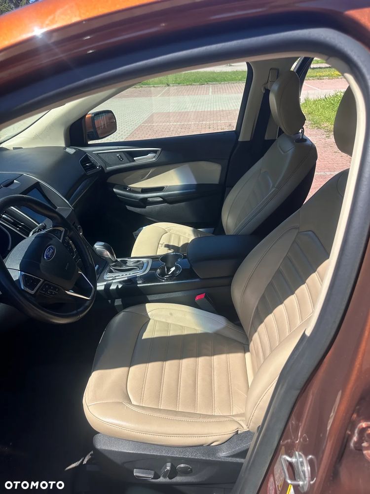 Ford Edge - 12