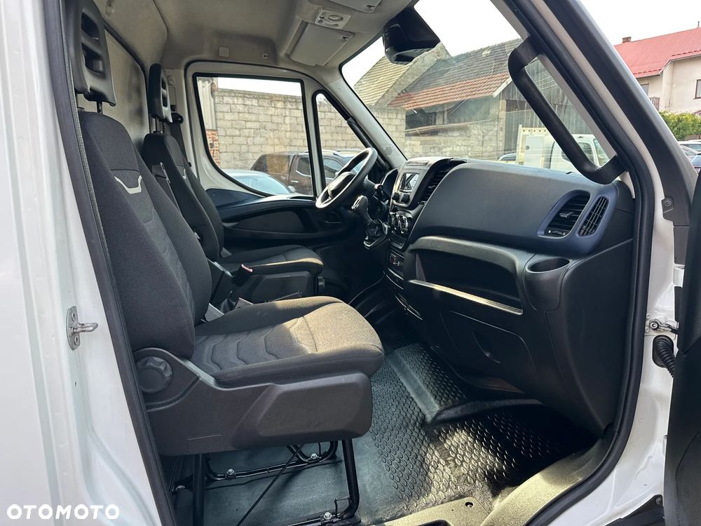 Iveco DAILY - 9