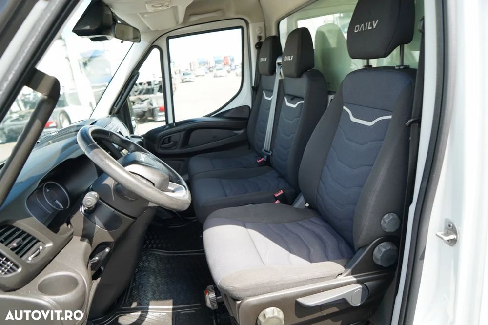 Iveco DAILY 35-180 / CONTAINER - CORTINĂ / AUTOMAT / DHOLLANDIA LIFT / GVWR: 3500 KG / 2021 - - 25