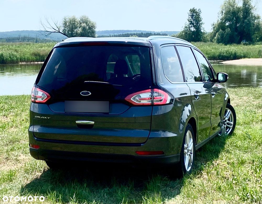 Ford Galaxy - 12