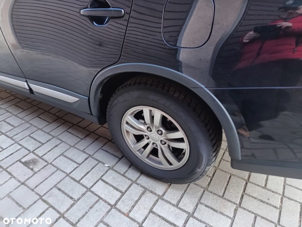 Mitsubishi Outlander - 5