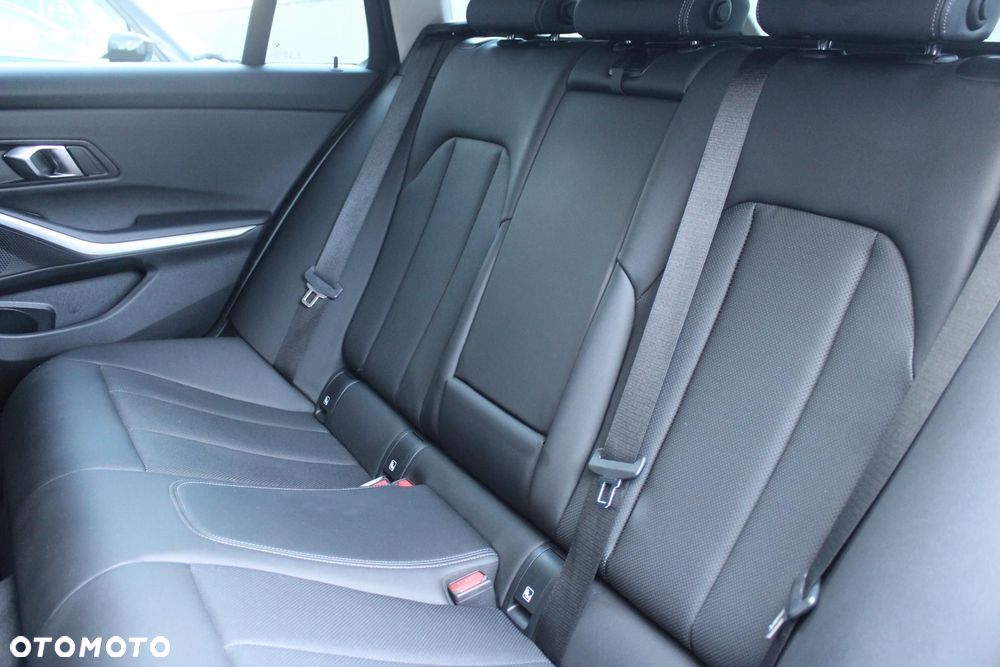 BMW Seria 3 - 9