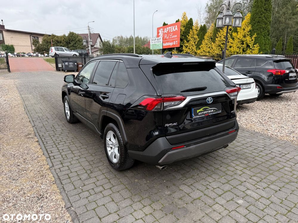 Toyota RAV4 Hybrid Premium 4x2 - 39