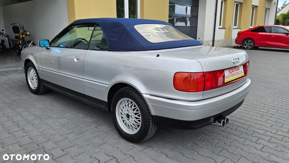 Audi 80 2.0 E - 4