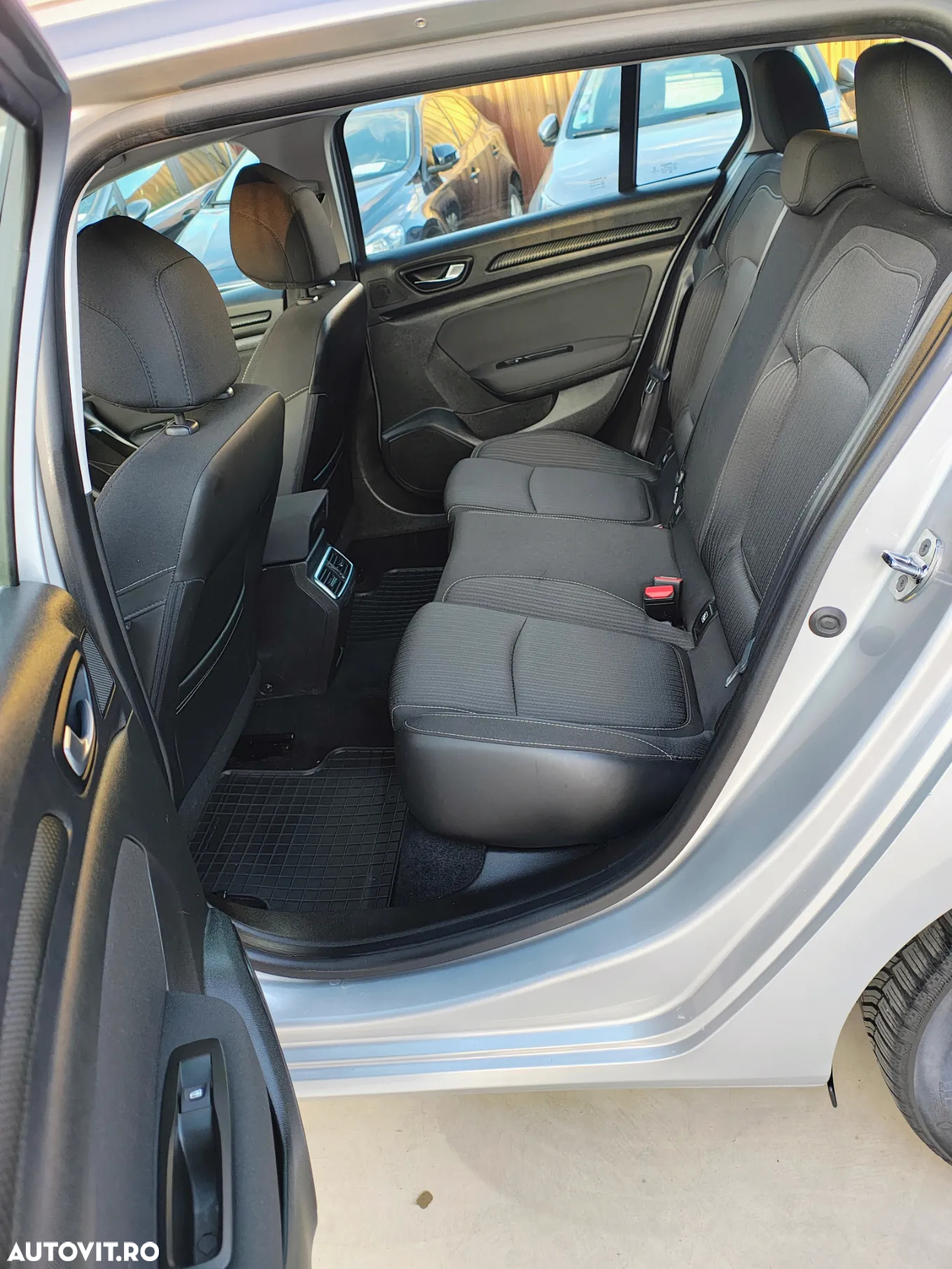 Renault Megane Grandtour ENERGY dCi 90 EXPERIENCE - 25