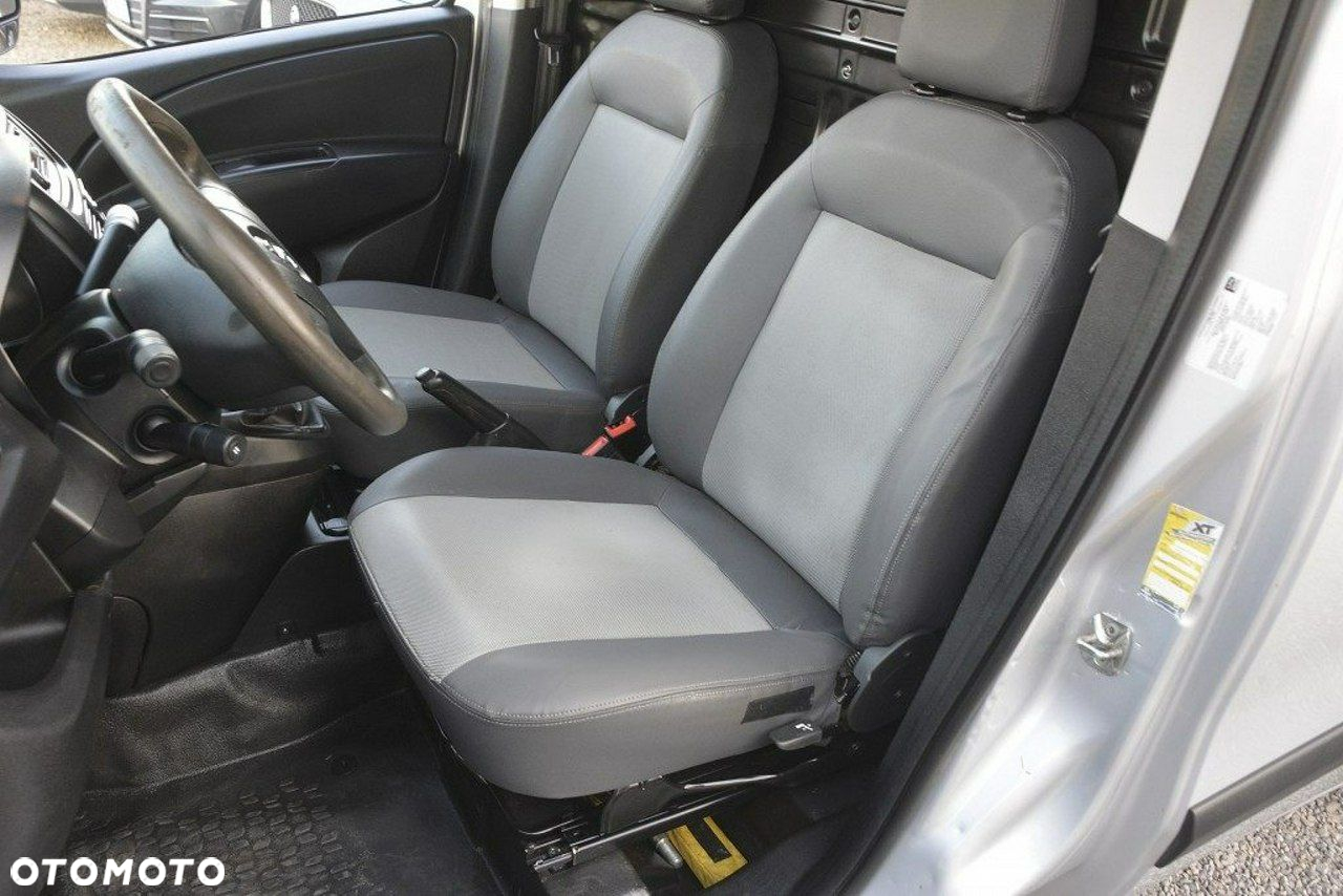 Opel Combo - 14