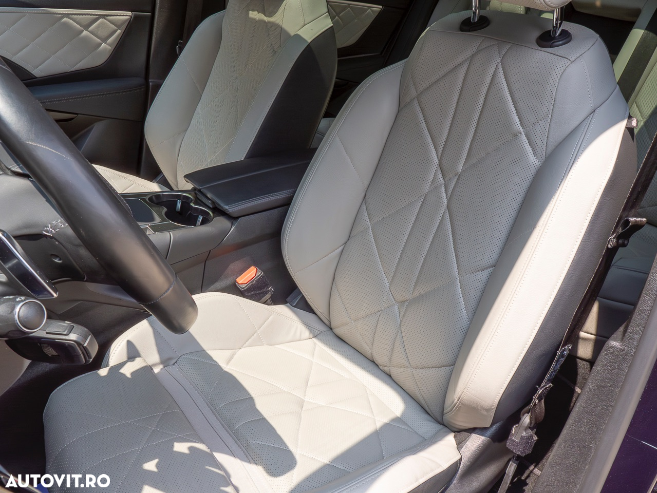 Citroën DS7 Crossback E-TENSE 4x4 GRAND CHIC - 10