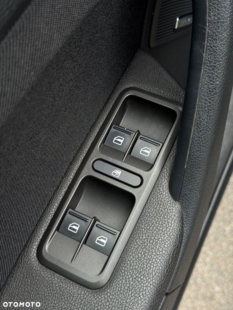 Skoda Yeti 2.0 TDI DPF Elegance - 13