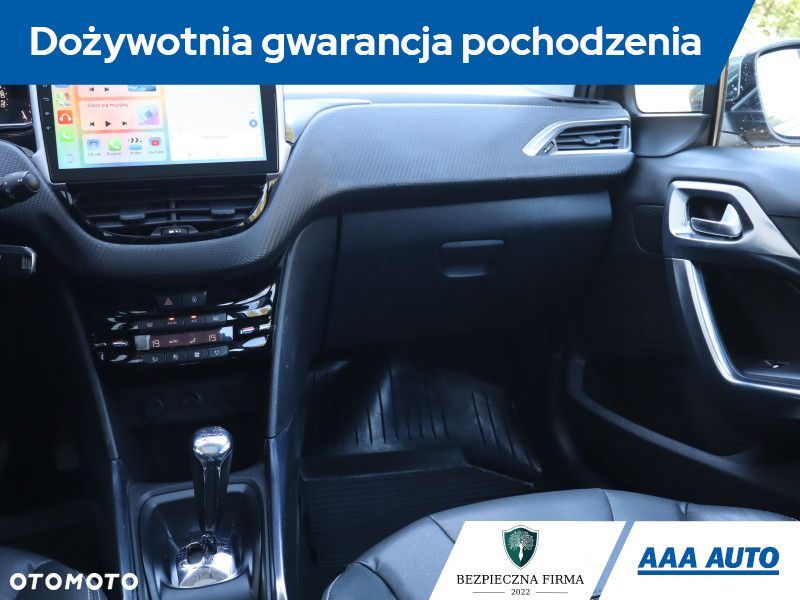 Peugeot 2008 - 10