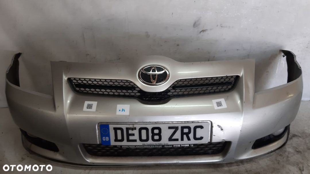 $ Zderzak Przód Przedni Toyota Corolla Verso 2 II 199 SREBRNY - 1