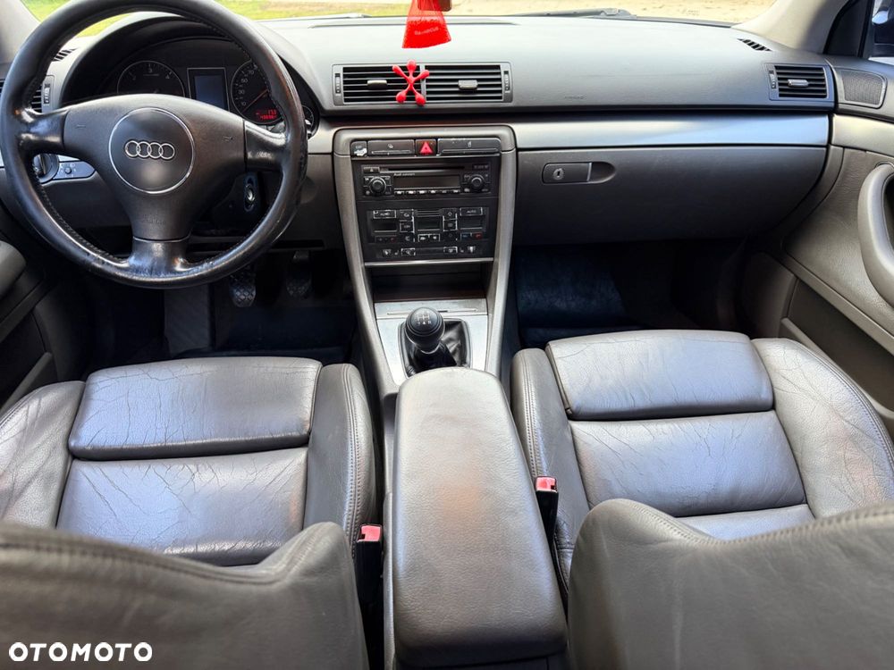 Audi A4 Avant - 7