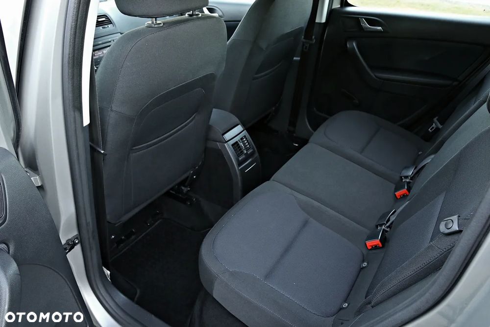 Skoda Yeti 1.2 TSI Active PLUS EDITION - 32