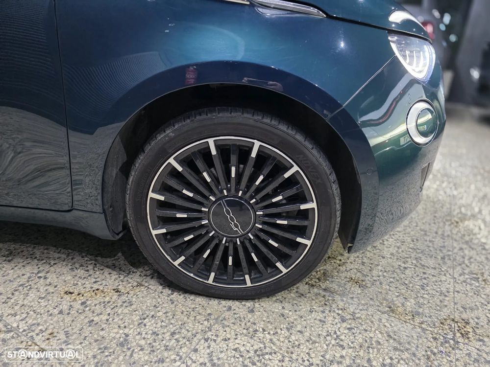 Fiat 500e La Prima - 21